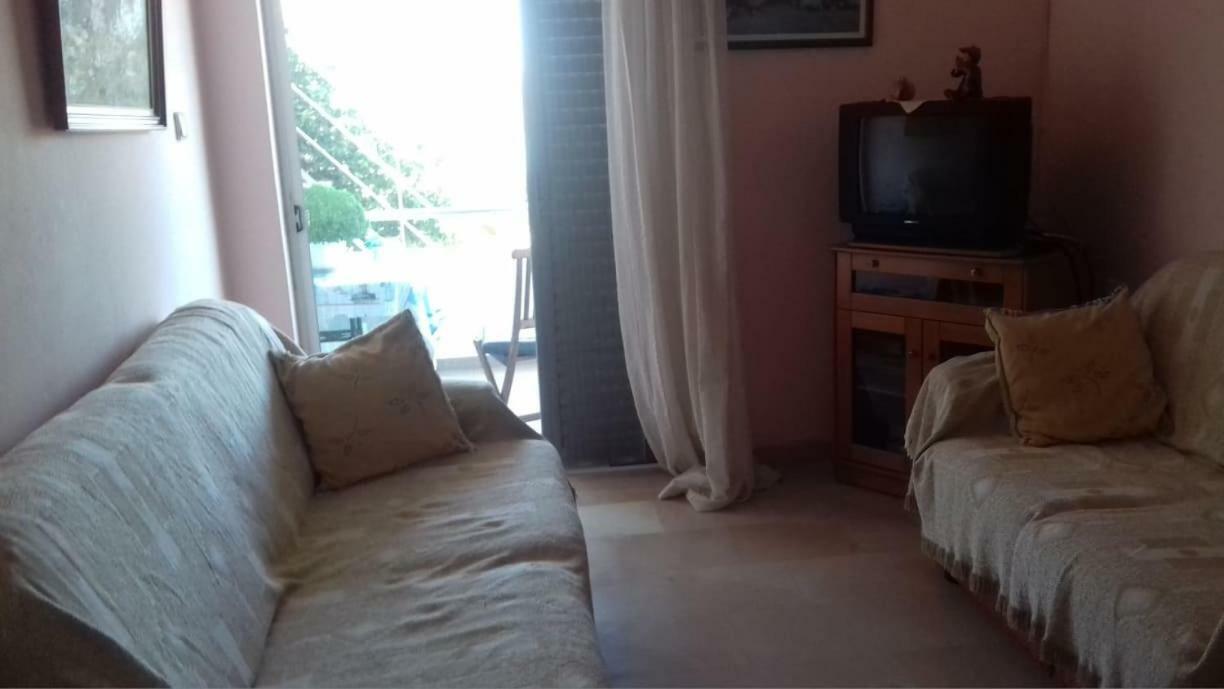 Family Sea & Garden View Apartment Preveza Exterior photo